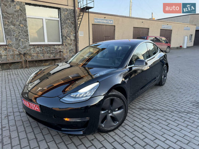Черный Тесла Модель 3, объемом двигателя 0 л и пробегом 269 тыс. км за 12600 $, фото 2 на Automoto.ua