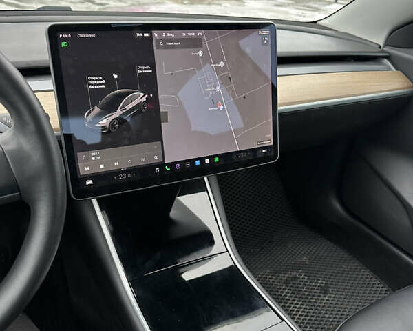 Чорний Тесла Модель 3, об'ємом двигуна 0 л та пробігом 74 тис. км за 19200 $, фото 22 на Automoto.ua