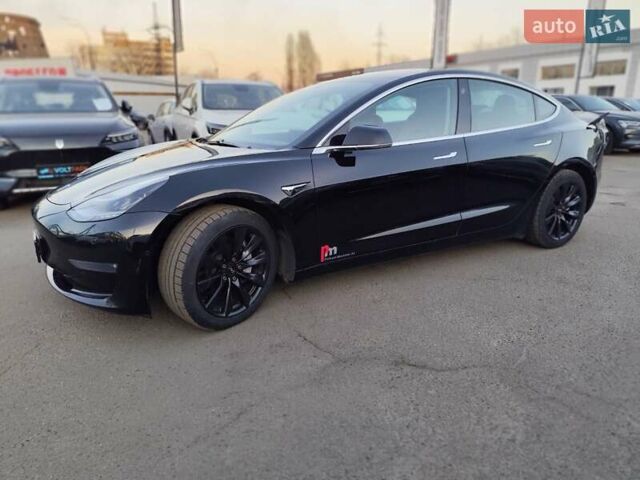 Черный Тесла Модель 3, объемом двигателя 0 л и пробегом 120 тыс. км за 18888 $, фото 15 на Automoto.ua
