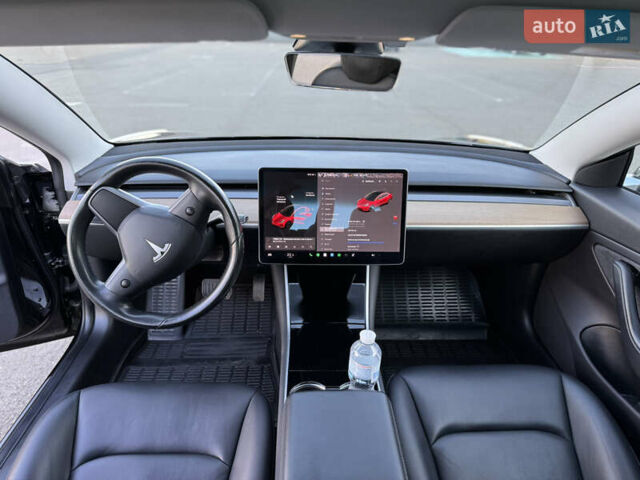Тесла Модель 3 2019 у Києві на Automoto.ua Чорний Тесла Модель 3, об'ємом двигуна 0 л та пробігом 170 тис. км за 19900 $, фото 12 на Automoto.ua