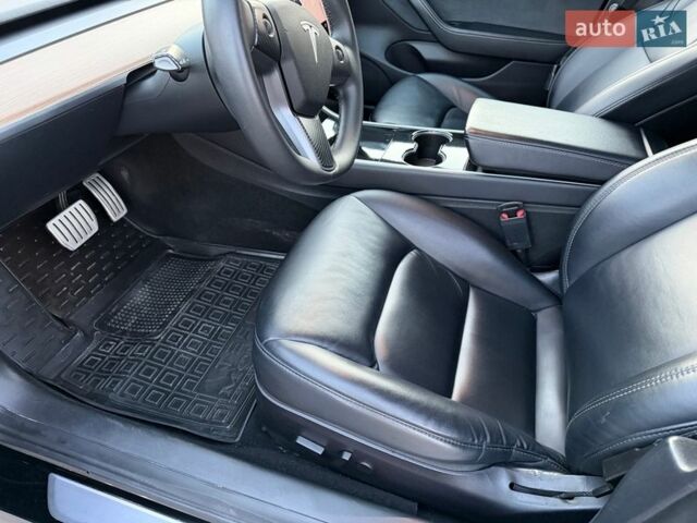 Черный Тесла Модель 3, объемом двигателя 0 л и пробегом 126 тыс. км за 19500 $, фото 11 на Automoto.ua