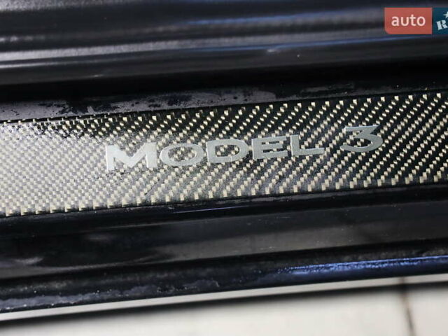 Чорний Тесла Модель 3, об'ємом двигуна 0 л та пробігом 163 тис. км за 15600 $, фото 32 на Automoto.ua