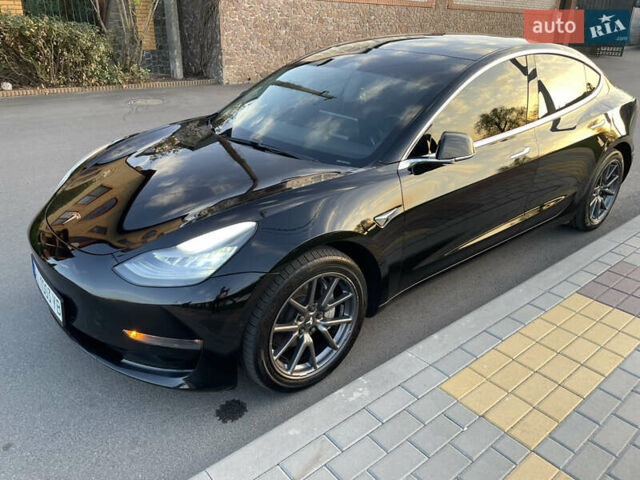 Черный Тесла Модель 3, объемом двигателя 0 л и пробегом 85 тыс. км за 21500 $, фото 18 на Automoto.ua
