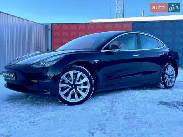 Черный Тесла Модель 3, объемом двигателя 0 л и пробегом 80 тыс. км за 19000 $, фото 11 на Automoto.ua