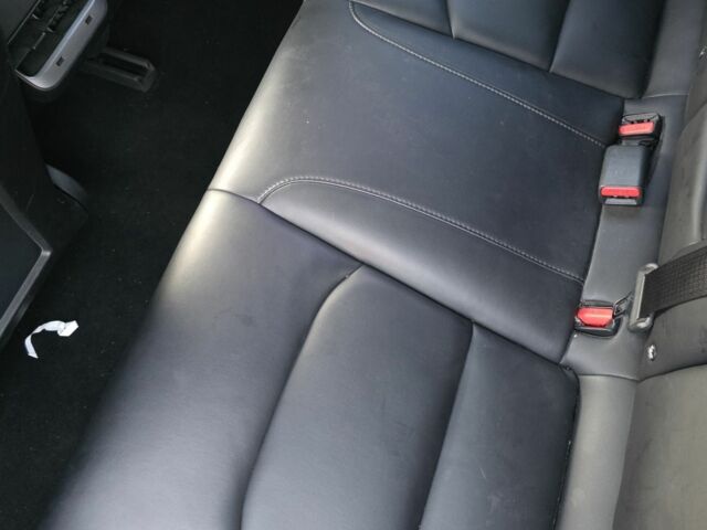 Чорний Тесла Модель 3, об'ємом двигуна 0 л та пробігом 130 тис. км за 11700 $, фото 19 на Automoto.ua