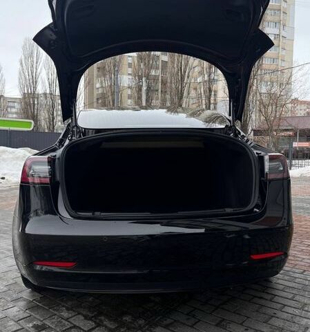 Черный Тесла Модель 3, объемом двигателя 0 л и пробегом 156 тыс. км за 16000 $, фото 10 на Automoto.ua