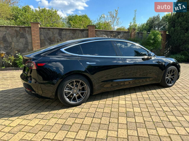 Черный Тесла Модель 3, объемом двигателя 0 л и пробегом 122 тыс. км за 23099 $, фото 3 на Automoto.ua
