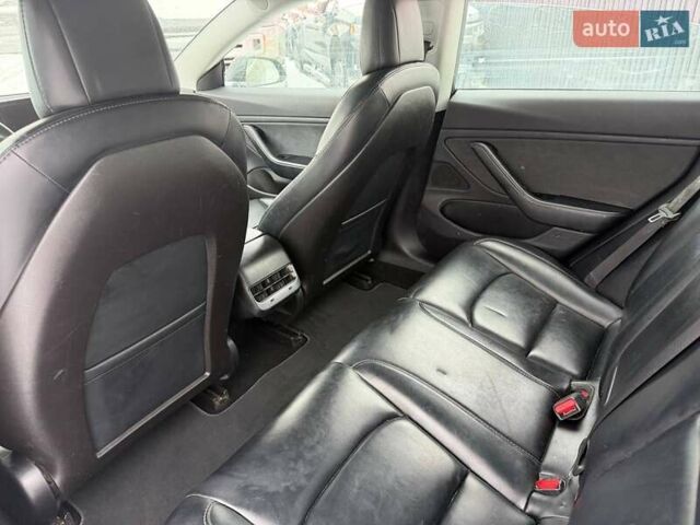 Чорний Тесла Модель 3, об'ємом двигуна 0 л та пробігом 178 тис. км за 11700 $, фото 13 на Automoto.ua