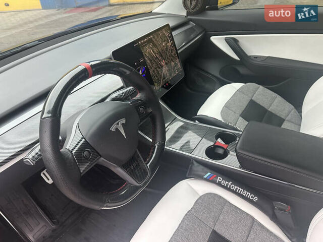 Черный Тесла Модель 3, объемом двигателя 0 л и пробегом 145 тыс. км за 18000 $, фото 8 на Automoto.ua
