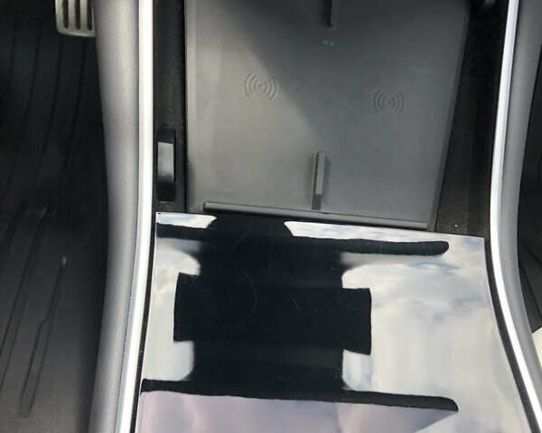 Чорний Тесла Модель 3, об'ємом двигуна 0 л та пробігом 109 тис. км за 21000 $, фото 34 на Automoto.ua