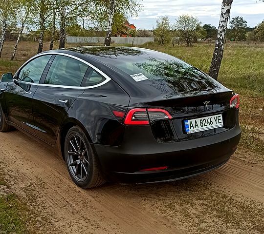 Черный Тесла Модель 3, объемом двигателя 0 л и пробегом 83 тыс. км за 13300 $, фото 8 на Automoto.ua