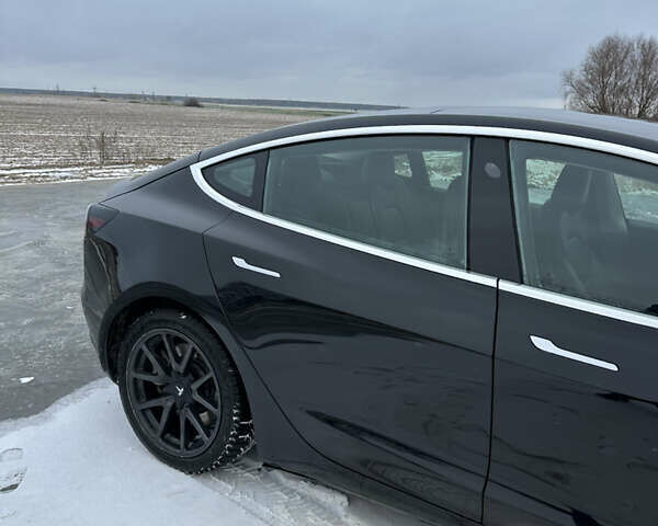 Чорний Тесла Модель 3, об'ємом двигуна 0 л та пробігом 74 тис. км за 19200 $, фото 31 на Automoto.ua