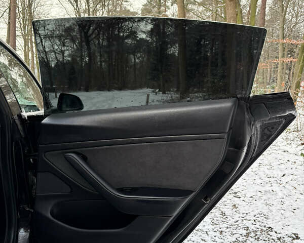 Черный Тесла Модель 3, объемом двигателя 0 л и пробегом 290 тыс. км за 16347 $, фото 9 на Automoto.ua