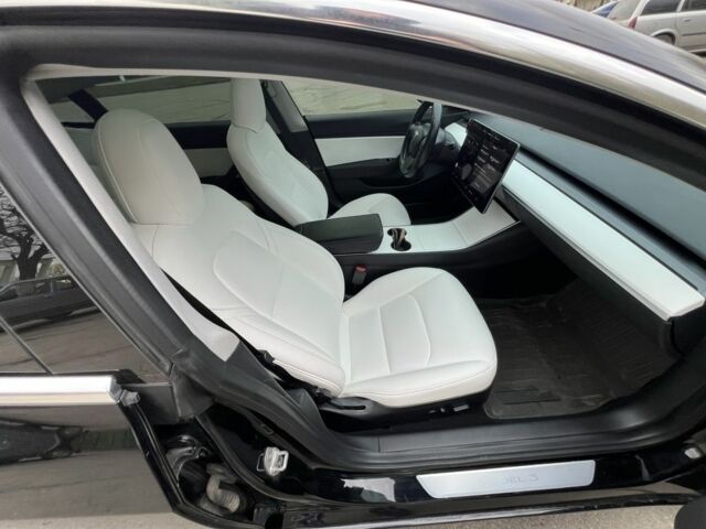 Чорний Тесла Модель 3, об'ємом двигуна 0 л та пробігом 198 тис. км за 16000 $, фото 11 на Automoto.ua