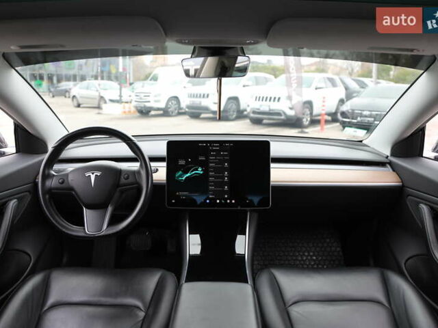 Черный Тесла Модель 3, объемом двигателя 0 л и пробегом 66 тыс. км за 17000 $, фото 11 на Automoto.ua