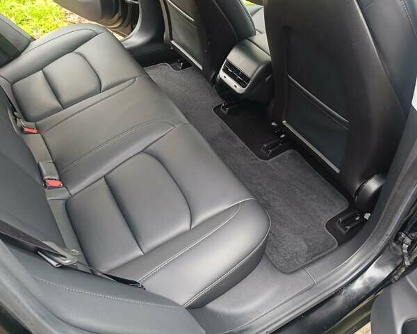 Чорний Тесла Модель 3, об'ємом двигуна 0 л та пробігом 145 тис. км за 15700 $, фото 23 на Automoto.ua