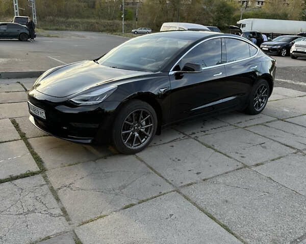 Черный Тесла Модель 3, объемом двигателя 0 л и пробегом 110 тыс. км за 16500 $, фото 2 на Automoto.ua