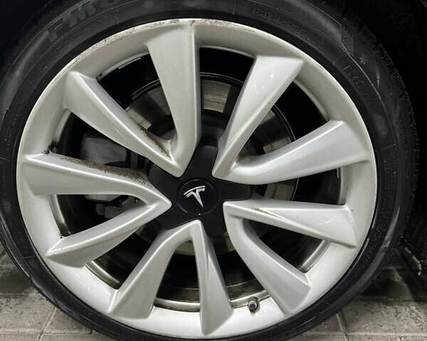 Чорний Тесла Модель 3, об'ємом двигуна 0 л та пробігом 186 тис. км за 17500 $, фото 38 на Automoto.ua