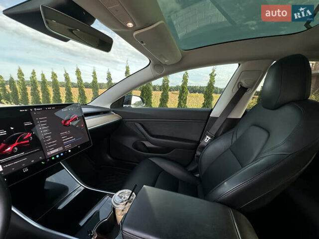 Черный Тесла Модель 3, объемом двигателя 0 л и пробегом 178 тыс. км за 16200 $, фото 15 на Automoto.ua
