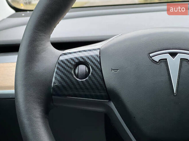 Черный Тесла Модель 3, объемом двигателя 0 л и пробегом 183 тыс. км за 17999 $, фото 11 на Automoto.ua