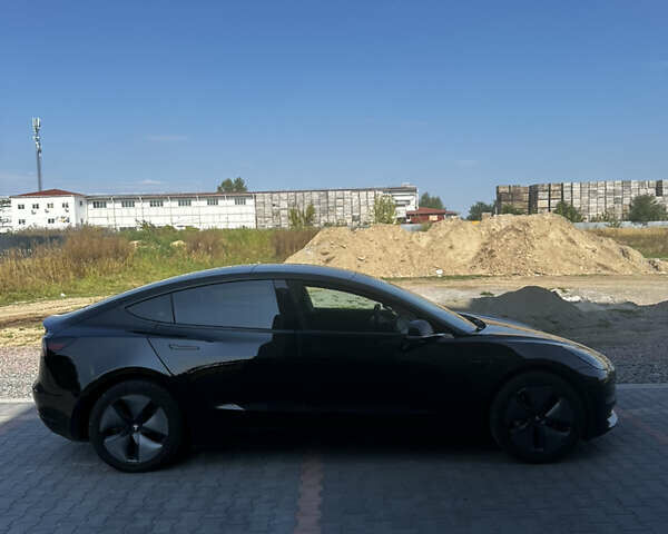 Чорний Тесла Модель 3, об'ємом двигуна 0 л та пробігом 110 тис. км за 15500 $, фото 2 на Automoto.ua