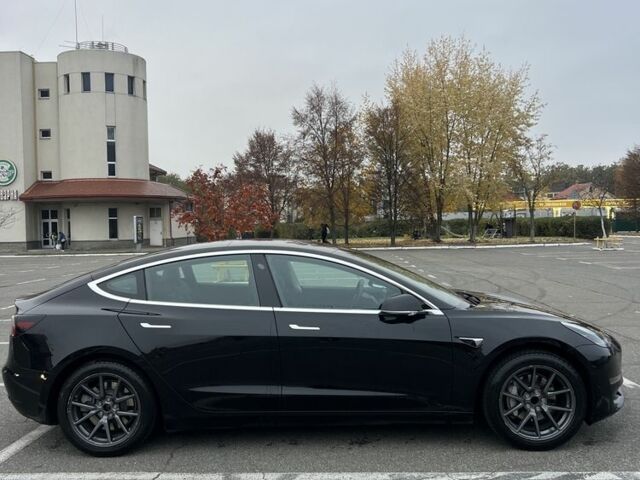 Тесла Модель 3 2019 у Києві на Automoto.ua Чорний Тесла Модель 3, об'ємом двигуна 0 л та пробігом 115 тис. км за 16000 $, фото 3 на Automoto.ua