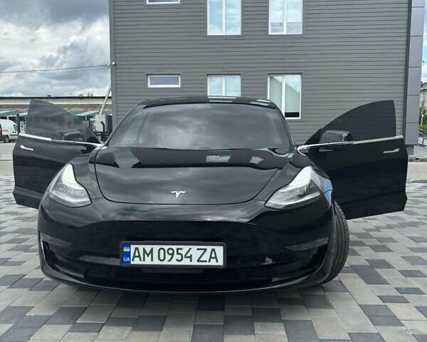 Черный Тесла Модель 3, объемом двигателя 0 л и пробегом 98 тыс. км за 15850 $, фото 5 на Automoto.ua