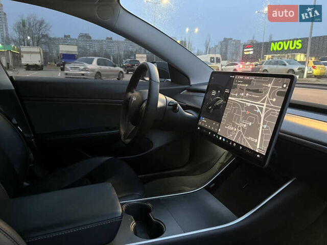 Черный Тесла Модель 3, объемом двигателя 0 л и пробегом 77 тыс. км за 20000 $, фото 82 на Automoto.ua