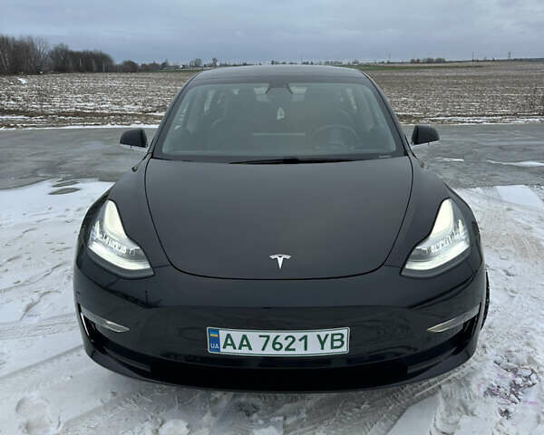 Чорний Тесла Модель 3, об'ємом двигуна 0 л та пробігом 74 тис. км за 19200 $, фото 5 на Automoto.ua