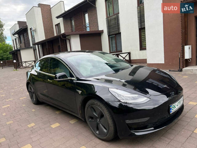 Черный Тесла Модель 3, объемом двигателя 0 л и пробегом 95 тыс. км за 20500 $, фото 6 на Automoto.ua