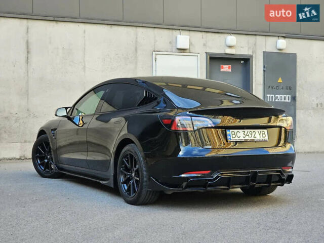 Черный Тесла Модель 3, объемом двигателя 0 л и пробегом 97 тыс. км за 20000 $, фото 1 на Automoto.ua