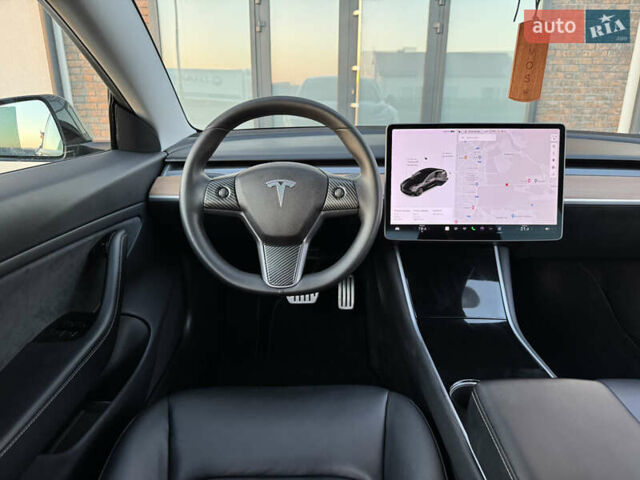Чорний Тесла Модель 3, об'ємом двигуна 0 л та пробігом 117 тис. км за 18999 $, фото 52 на Automoto.ua