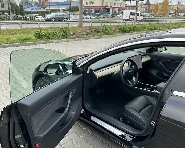 Черный Тесла Модель 3, объемом двигателя 0 л и пробегом 172 тыс. км за 16700 $, фото 37 на Automoto.ua