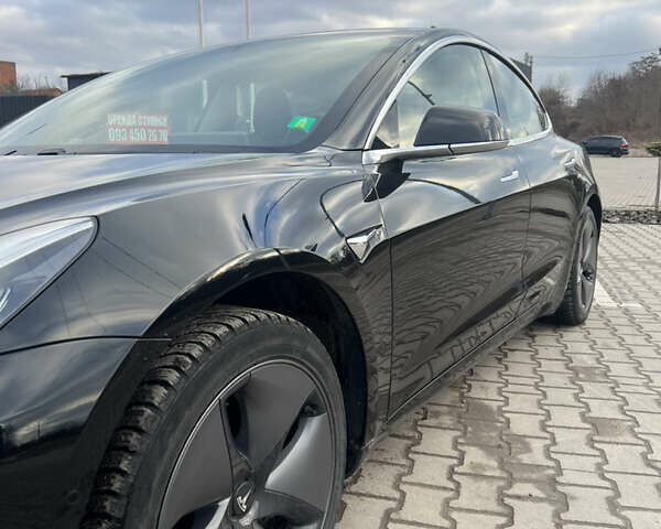 Черный Тесла Модель 3, объемом двигателя 0 л и пробегом 166 тыс. км за 18400 $, фото 6 на Automoto.ua