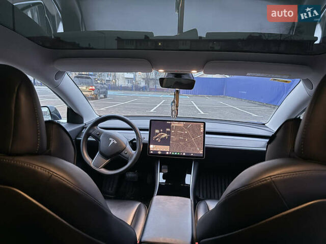 Чорний Тесла Модель 3, об'ємом двигуна 0 л та пробігом 114 тис. км за 16900 $, фото 12 на Automoto.ua