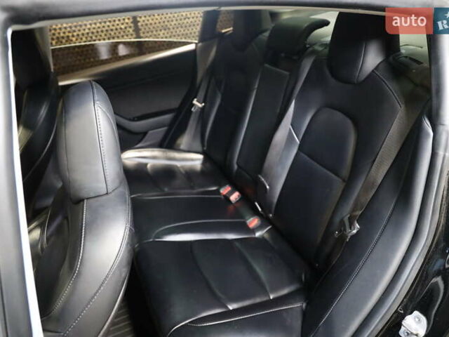 Чорний Тесла Модель 3, об'ємом двигуна 0 л та пробігом 163 тис. км за 15600 $, фото 26 на Automoto.ua