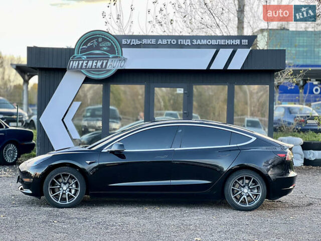 Черный Тесла Модель 3, объемом двигателя 0 л и пробегом 202 тыс. км за 13200 $, фото 2 на Automoto.ua