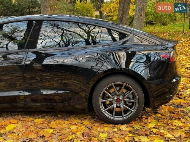 Черный Тесла Модель 3, объемом двигателя 0 л и пробегом 65 тыс. км за 25390 $, фото 9 на Automoto.ua