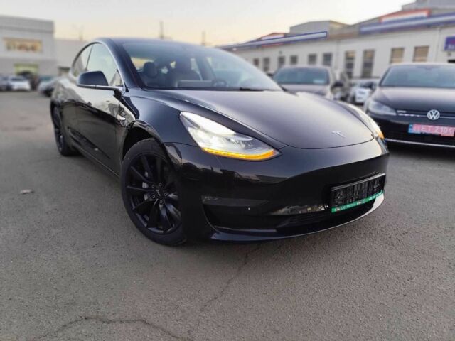 Черный Тесла Модель 3, объемом двигателя 0 л и пробегом 152 тыс. км за 18999 $, фото 1 на Automoto.ua