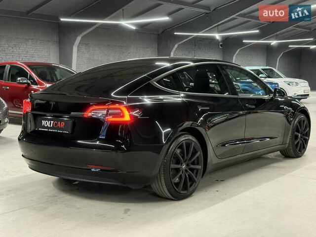 Черный Тесла Модель 3, объемом двигателя 0 л и пробегом 209 тыс. км за 17900 $, фото 39 на Automoto.ua