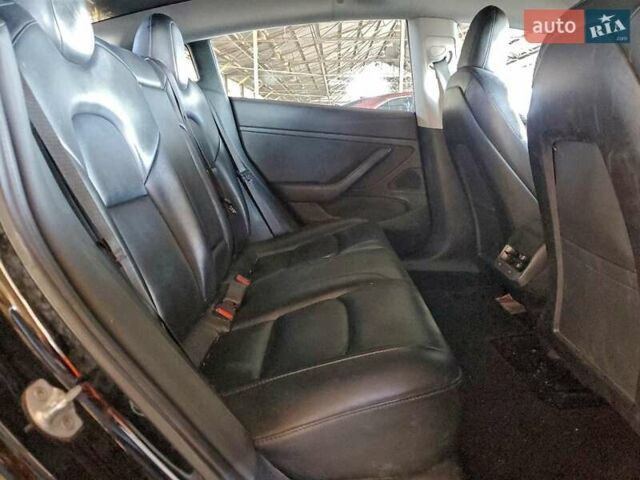Чорний Тесла Модель 3, об'ємом двигуна 0 л та пробігом 155 тис. км за 4900 $, фото 9 на Automoto.ua