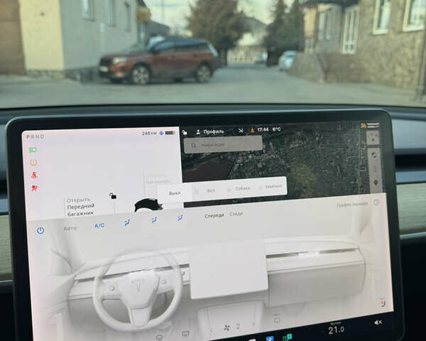Черный Тесла Модель 3, объемом двигателя 0 л и пробегом 269 тыс. км за 12600 $, фото 50 на Automoto.ua