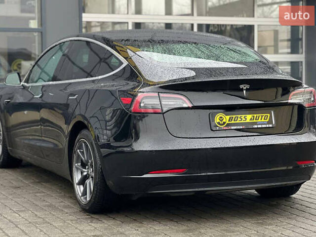 Черный Тесла Модель 3, объемом двигателя 0 л и пробегом 95 тыс. км за 16800 $, фото 3 на Automoto.ua