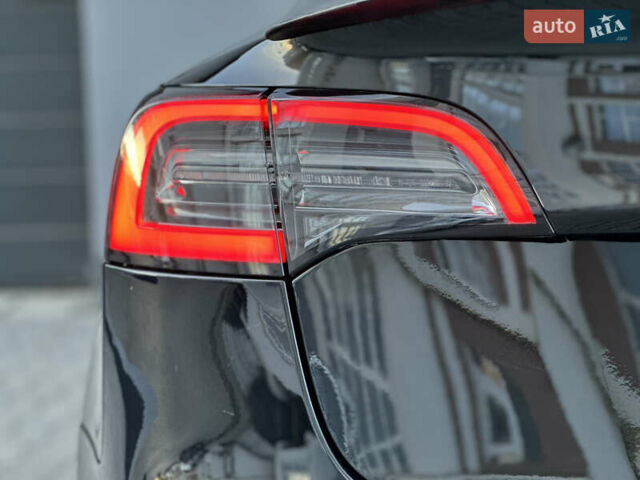 Черный Тесла Модель 3, объемом двигателя 0 л и пробегом 121 тыс. км за 19400 $, фото 39 на Automoto.ua