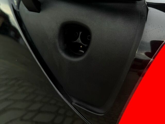 Черный Тесла Модель 3, объемом двигателя 0 л и пробегом 47 тыс. км за 18000 $, фото 6 на Automoto.ua