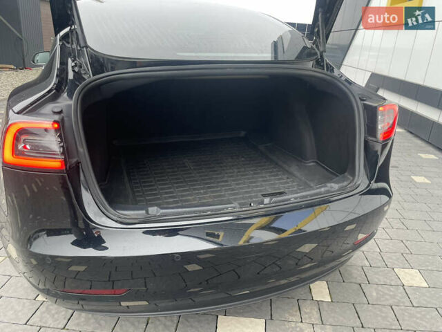 Черный Тесла Модель 3, объемом двигателя 0 л и пробегом 138 тыс. км за 18000 $, фото 5 на Automoto.ua