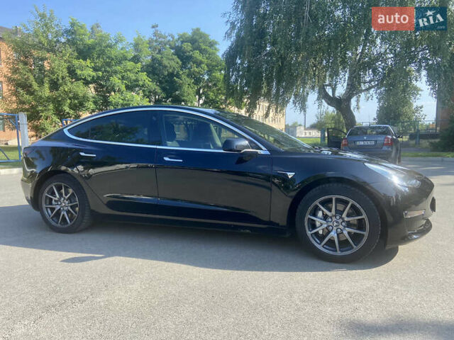 Тесла Модель 3 2019 у Києві на Automoto.ua Чорний Тесла Модель 3, об'ємом двигуна 0 л та пробігом 95 тис. км за 15999 $, фото 2 на Automoto.ua