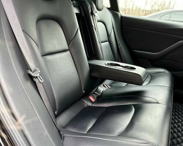 Черный Тесла Модель 3, объемом двигателя 0 л и пробегом 209 тыс. км за 18000 $, фото 115 на Automoto.ua