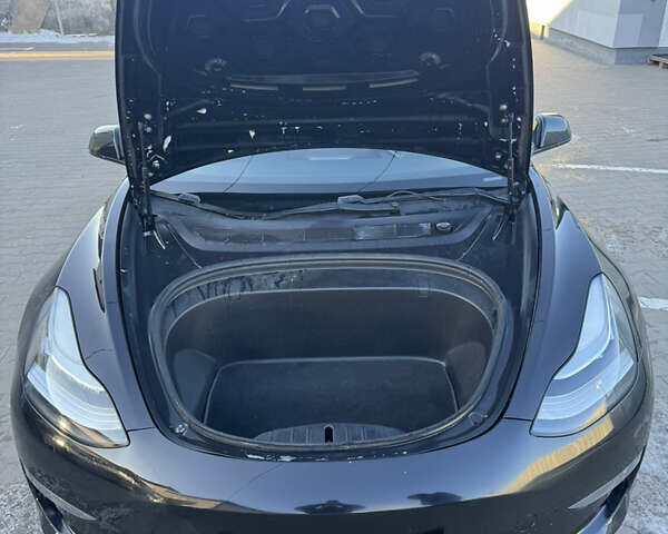 Чорний Тесла Модель 3, об'ємом двигуна 0 л та пробігом 98 тис. км за 17500 $, фото 14 на Automoto.ua