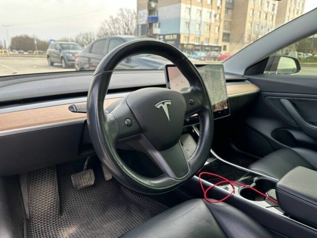 Черный Тесла Модель 3, объемом двигателя 0 л и пробегом 119 тыс. км за 21500 $, фото 1 на Automoto.ua